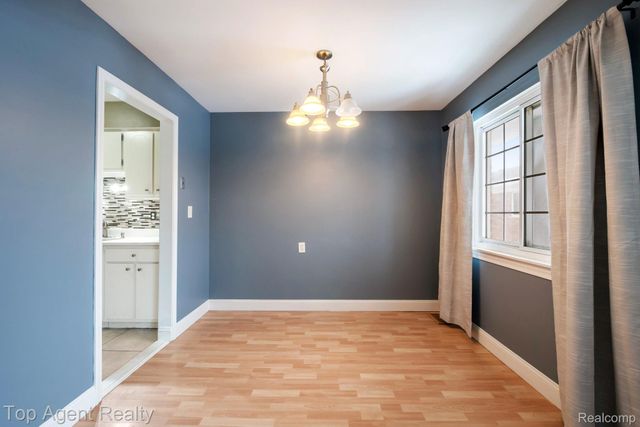 39417 Van Dyke Avenue 605, Sterling Heights, MI 48313