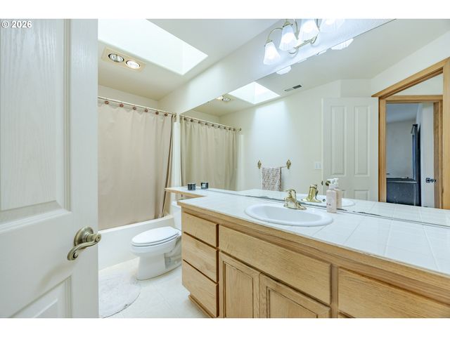 3362 BENTLEY Ave, Eugene, OR 97405