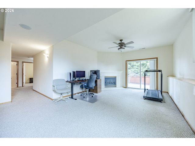 3362 BENTLEY Ave, Eugene, OR 97405