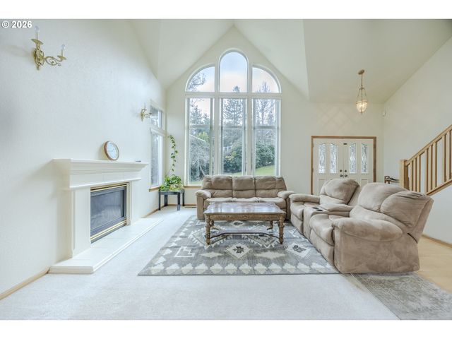 3362 BENTLEY Ave, Eugene, OR 97405