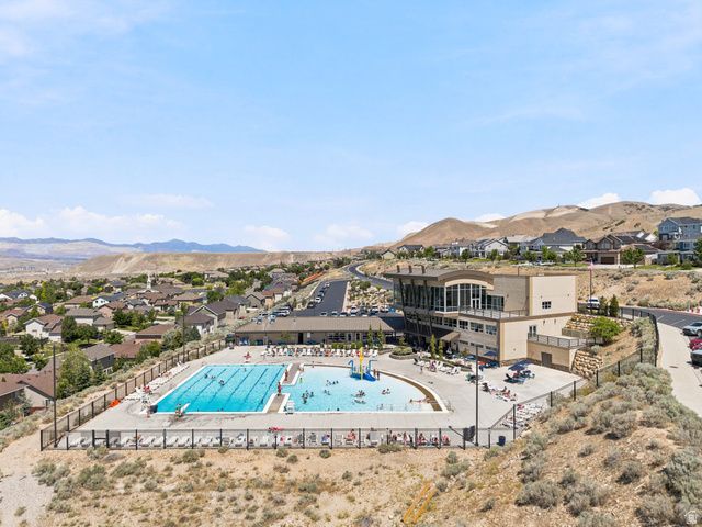 2639 W PEBBLE CREEK LN, Lehi, UT 84043