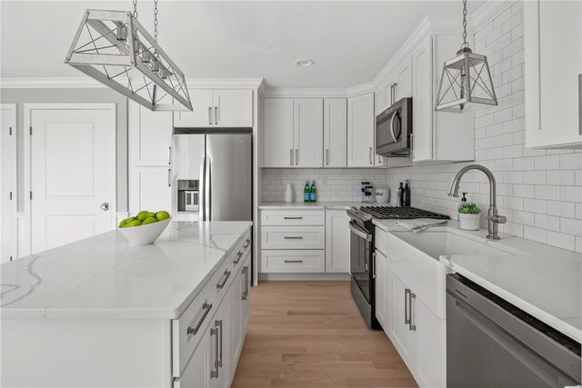 0 Greenwich Boulevard 203, East Greenwich, RI 02818