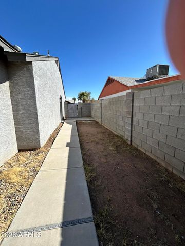 9002 W Malapai Drive, Peoria, AZ 85345