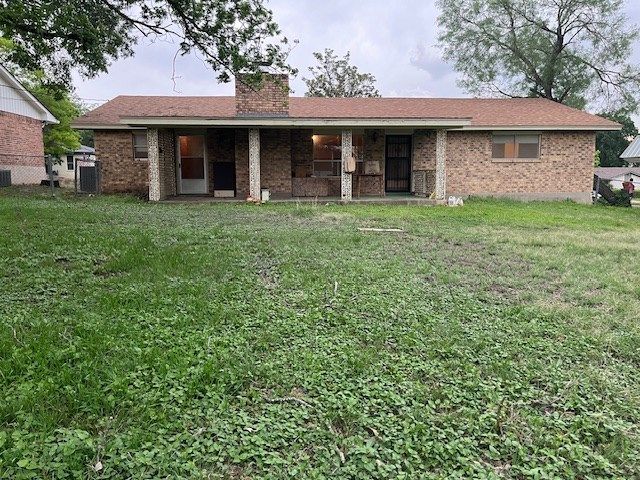 704 Arrow Lane, Kerrville, TX 78028