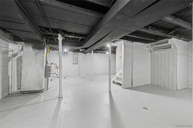 12582 Duchess Street, Detroit, MI 48224