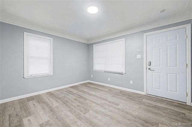 12582 Duchess Street, Detroit, MI 48224