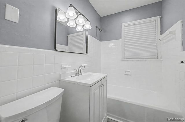 12582 Duchess Street, Detroit, MI 48224