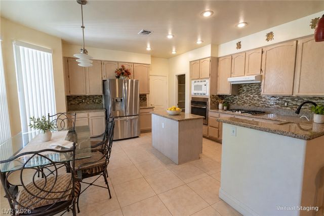 2880 Cooper Creek Drive, Henderson, NV 89074