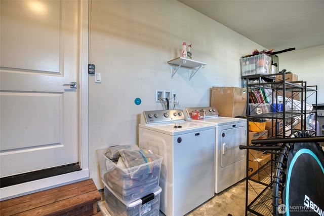 616 Sunset Avenue NE, Ocean Shores, WA 98569