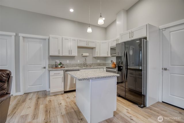 616 Sunset Avenue NE, Ocean Shores, WA 98569