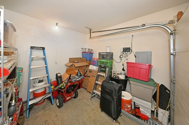 23 Ward St, Fair Lawn Boro, NJ 07410