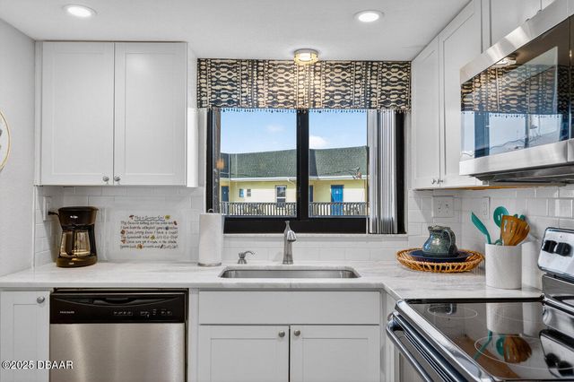 1275 Ocean Shore Blvd Apt 206, Ormond Beach, FL 32176