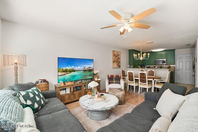 1500 CALMING WATER Drive 5203, Fleming Island, FL 32003