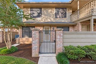2711 Grants Lake Boulevard 42, Sugar Land, TX 77479