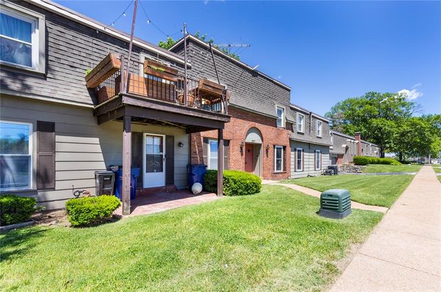 6691 Parker Road A, Florissant, MO 63033