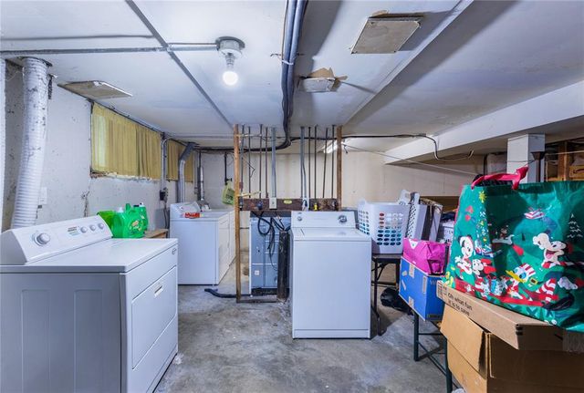 6691 Parker Road A, Florissant, MO 63033