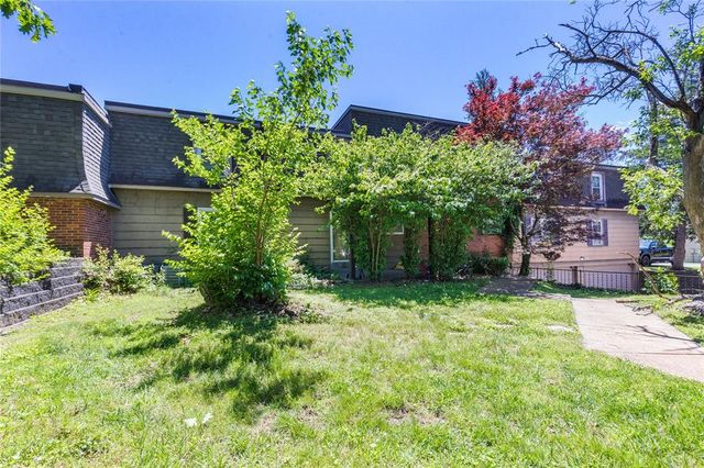 6691 Parker Road A, Florissant, MO 63033
