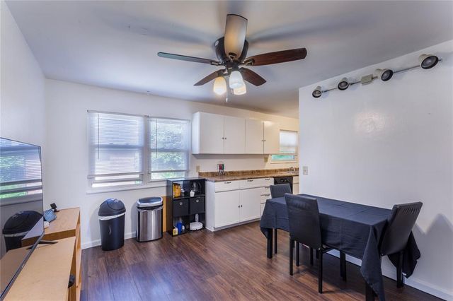 6691 Parker Road A, Florissant, MO 63033