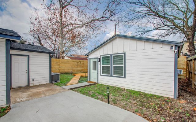 1924 Chapman Street C, Houston, TX 77009