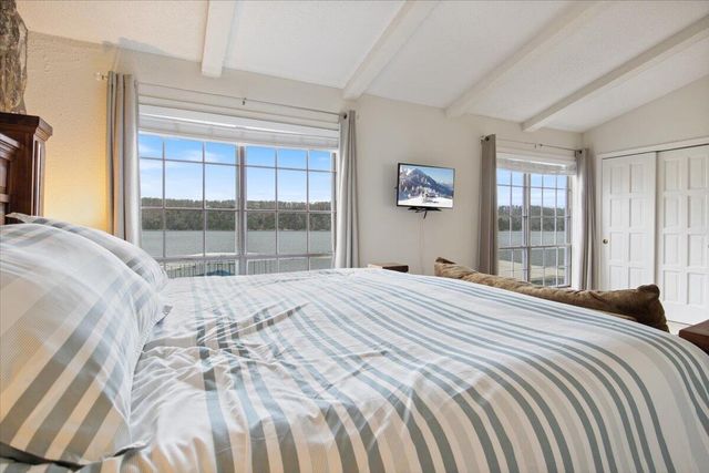 365 OSAGE HERITAGE CIR 2C, Linn Creek, MO 65052