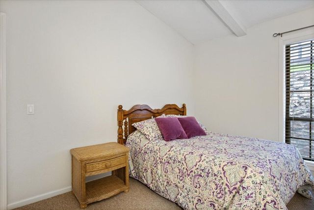 365 OSAGE HERITAGE CIR 2C, Linn Creek, MO 65052