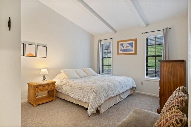 365 OSAGE HERITAGE CIR 2C, Linn Creek, MO 65052