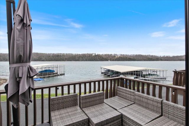 365 OSAGE HERITAGE CIR 2C, Linn Creek, MO 65052