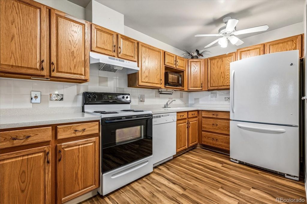 675 S Alton Way 3D, Denver, CO 80247