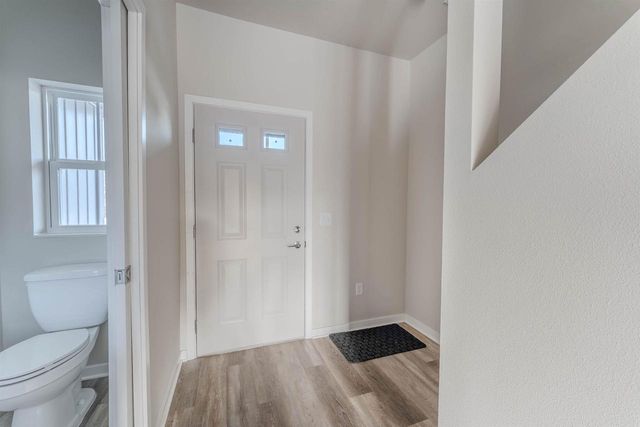 1080 W 20TH AVENUE, Oshkosh, WI 54902