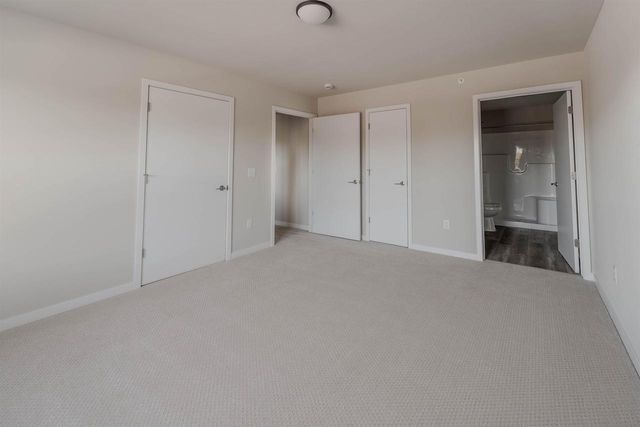 1080 W 20TH AVENUE, Oshkosh, WI 54902