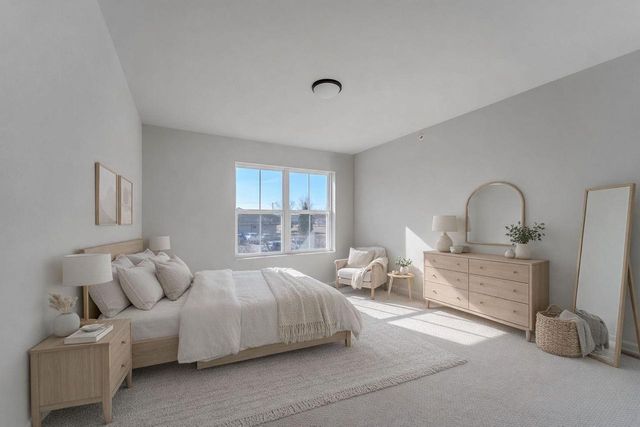 1080 W 20TH AVENUE, Oshkosh, WI 54902