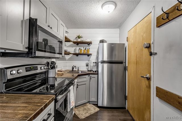 E 102 Snowpine Village 5915, Great Valley, NY 14741