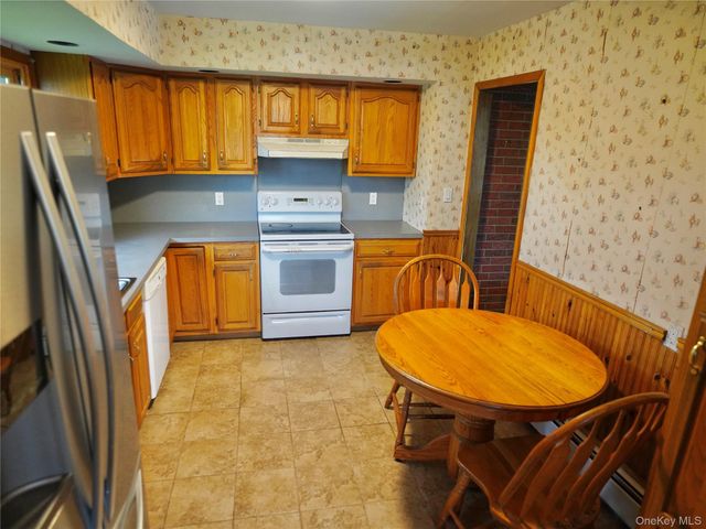 9 John Street, Bethpage, NY 11714