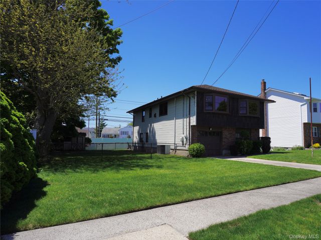 9 John Street, Bethpage, NY 11714