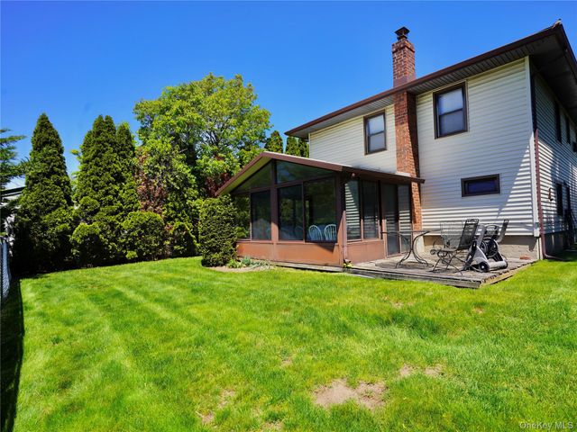 9 John Street, Bethpage, NY 11714
