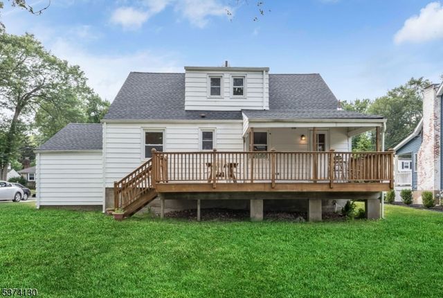 44 Hillcrest Dr, Wayne Twp., NJ 07470