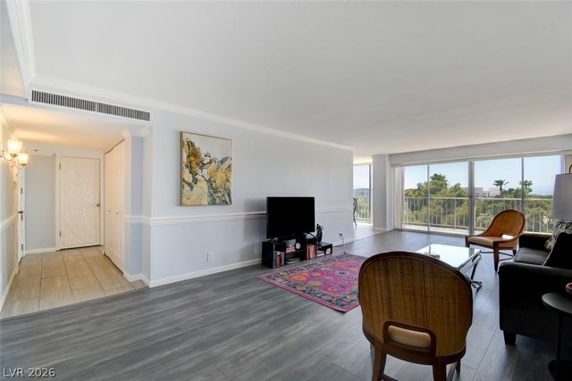 3111 Bel Air Drive 5H, Las Vegas, NV 89109