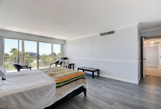 3111 Bel Air Drive 5H, Las Vegas, NV 89109