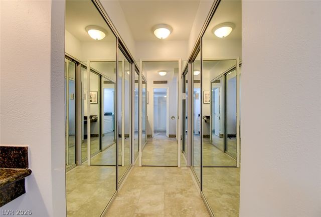 3111 Bel Air Drive 5H, Las Vegas, NV 89109