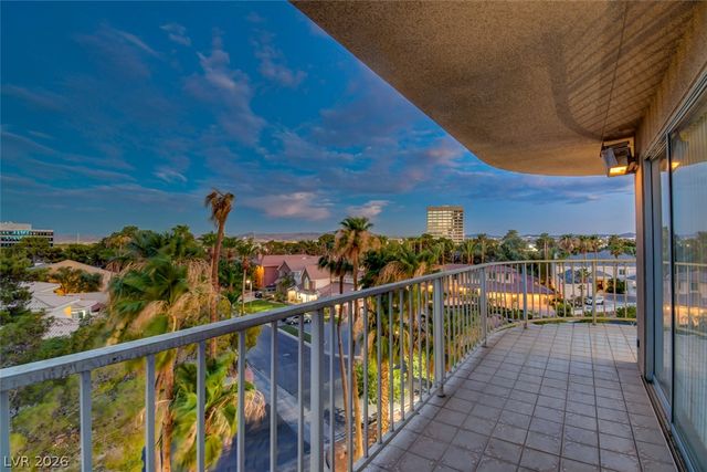 3111 Bel Air Drive 5H, Las Vegas, NV 89109