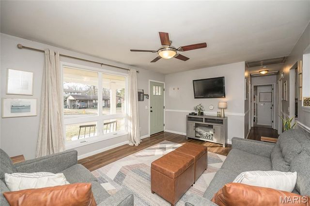 1027 Beso Court, Fenton, MO 63026