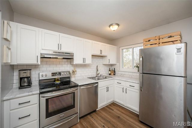 1027 Beso Court, Fenton, MO 63026