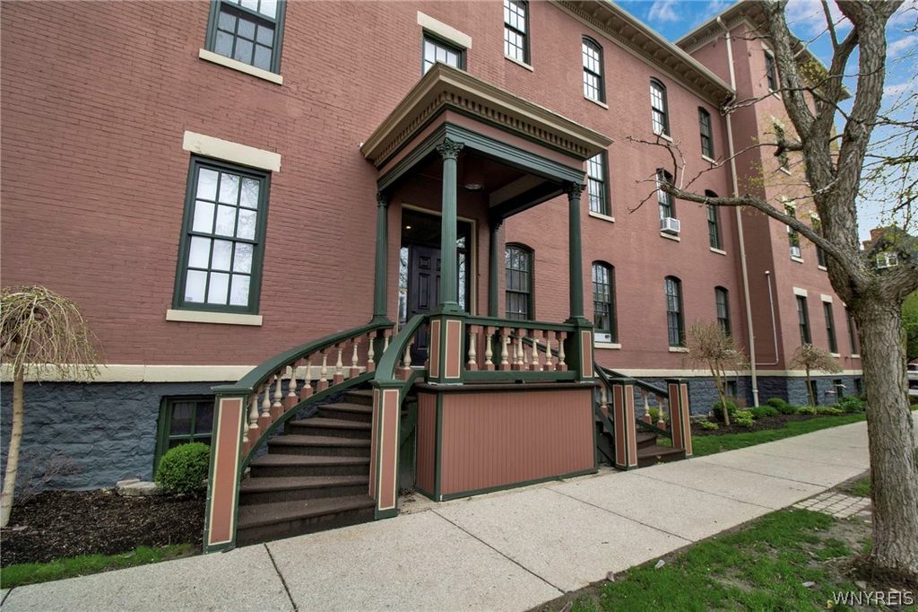 125 Edward Street 1F, Buffalo, NY 14201