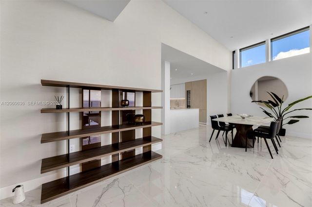 15701 Collins Ave 4701, Sunny Isles Beach, FL 33160