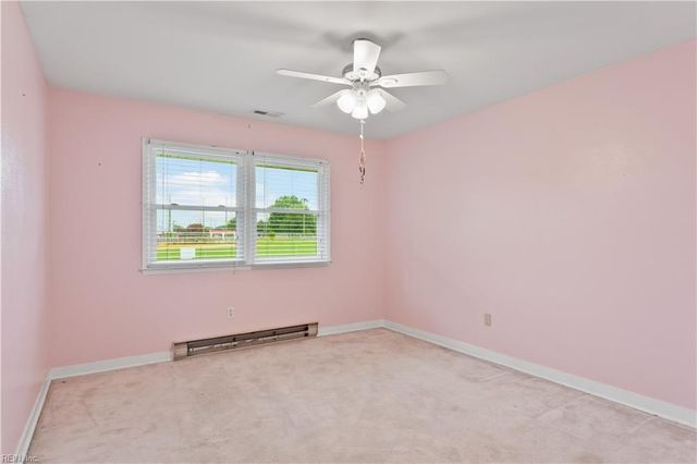 101 Barcroft DR, Smithfield, VA 23430