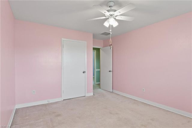 101 Barcroft DR, Smithfield, VA 23430