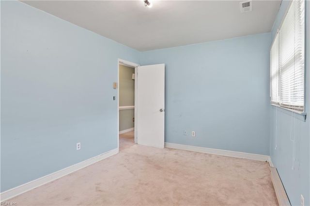 101 Barcroft DR, Smithfield, VA 23430
