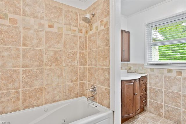 101 Barcroft DR, Smithfield, VA 23430