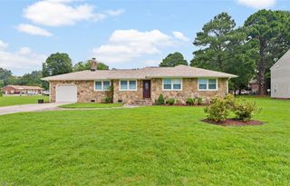 101 Barcroft DR, Smithfield, VA 23430