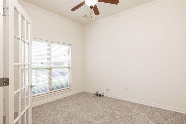 3462 Earnhardt Drive, Fayetteville, AR 72704